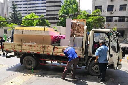 广州德政路搬运设备|服务优公司搬家提供2吨货车|长短途搬迁